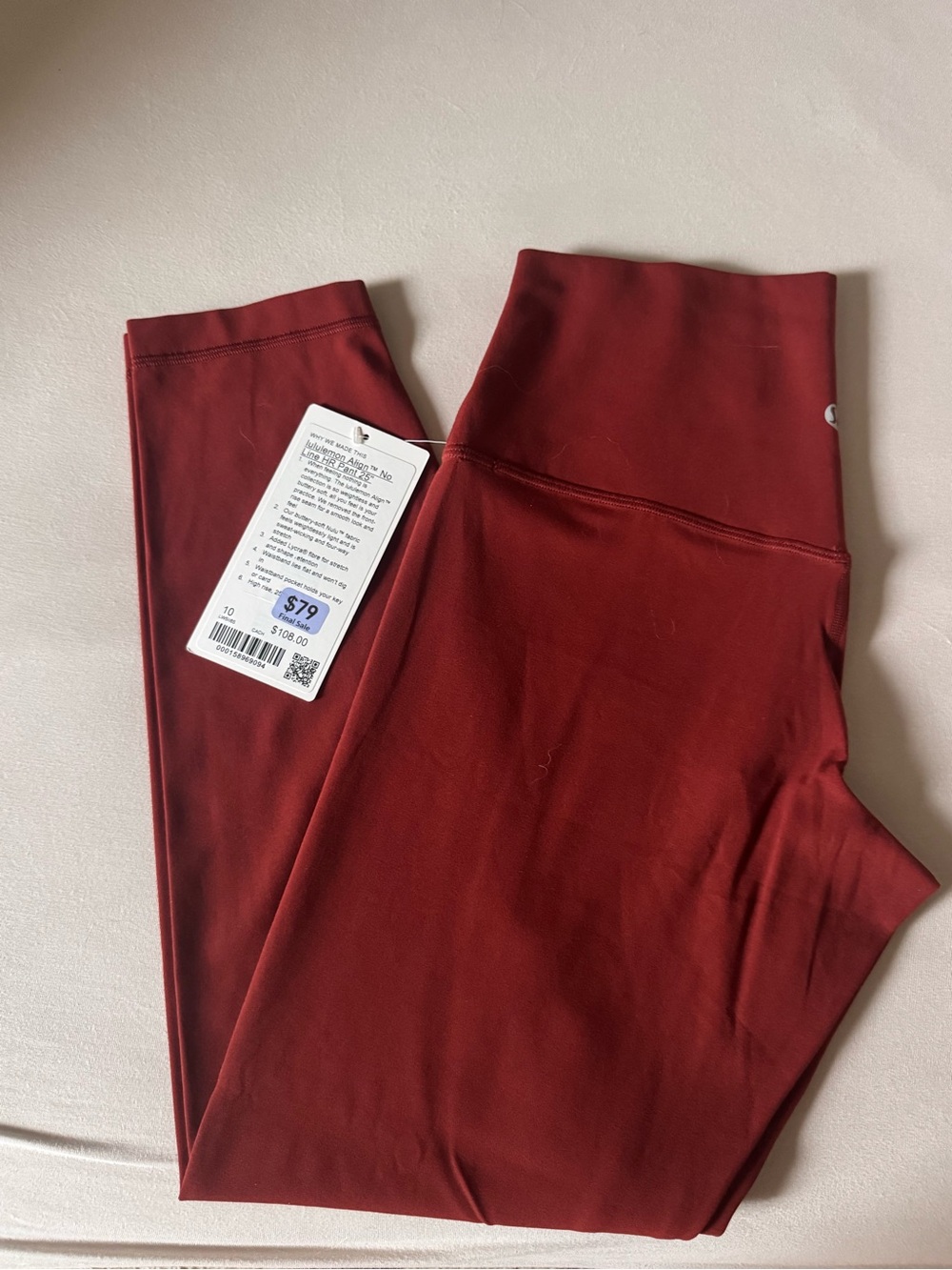 lululemon “cranberry craze” Leggings, size 10